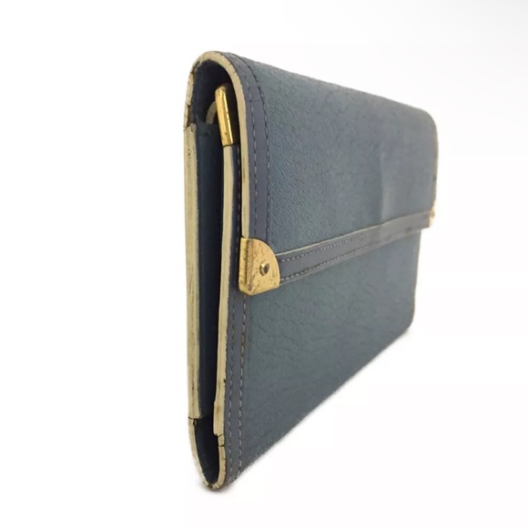 RARE Louis Vuitton Suhali Porte Tresor
International Leather Trifold
Wallet - Picture 3 of 8